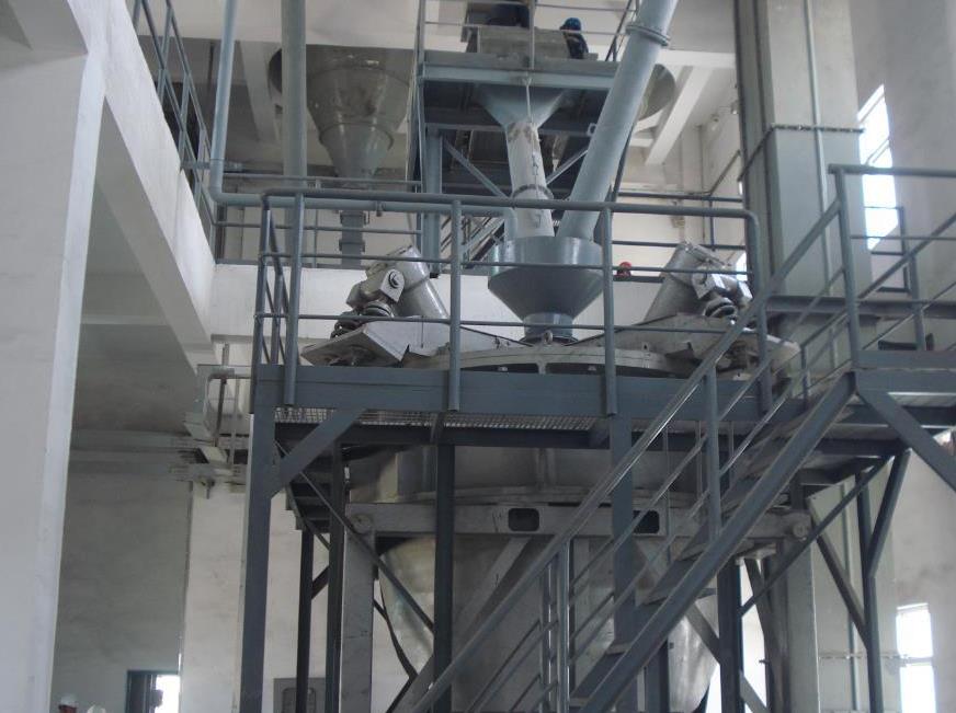 盤磨機在金屬硅行業(yè)中的應(yīng)用